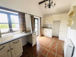 Kitchen - click for photo gallery